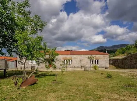 Casa Do Outeiro Farmház Sobradelo da Goma