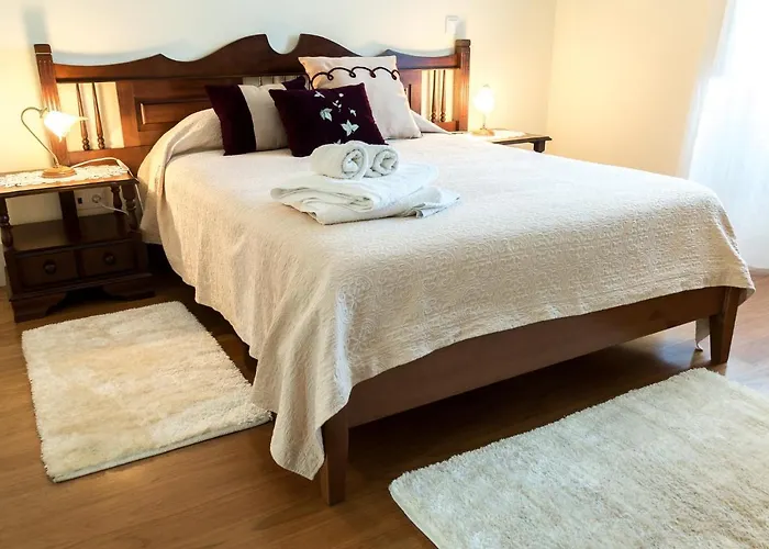 Çiftlik konaklama Casa Do Outeiro *